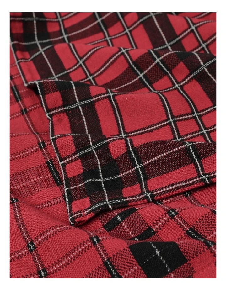 Budget π€© Heritage Heirloom Tartan Table Cloth In Red π - Image 3