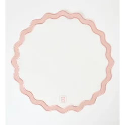Wholesale ⌛ Heritage Florence Scalloped Edge Pink And White Napkins Set Of 4 In Pink/White ⭐