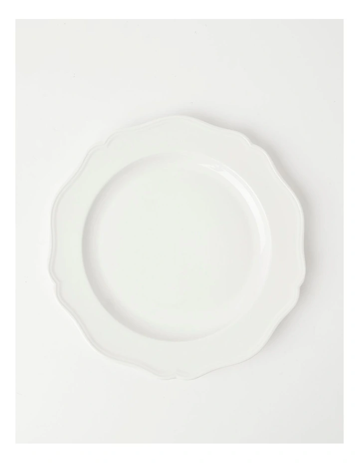 Outlet π Heritage Scalloped Dinner Plate π€©